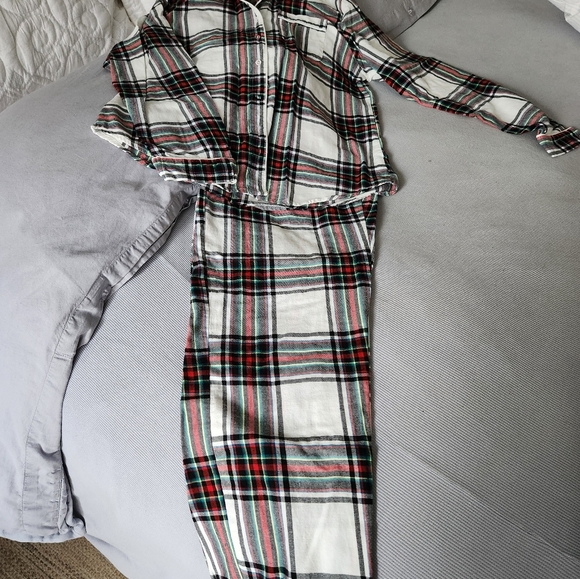 Lightweight Flannel PJs - Picture 2 of 2